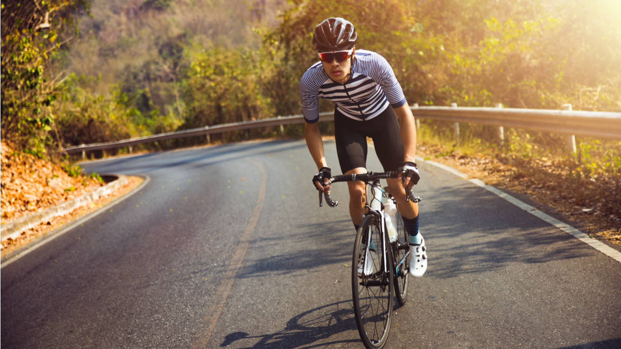 Untuk Kesehatan dan Kenyamanan, Ini Alasan Lo Perlu Pakai Celana Khusus Saat Cycling