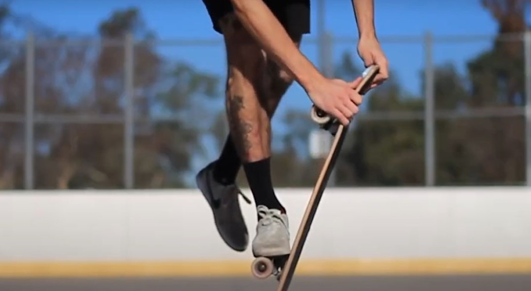 Pogo, Trik Skate Unik dari Urban Sport yang Nyentrik!
