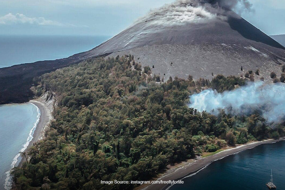 gunung Krakatau
