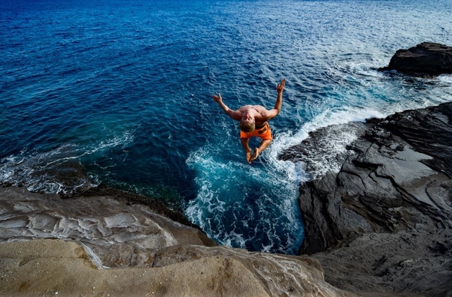 Cliff Diving: Mengetahui Kedalaman Air.